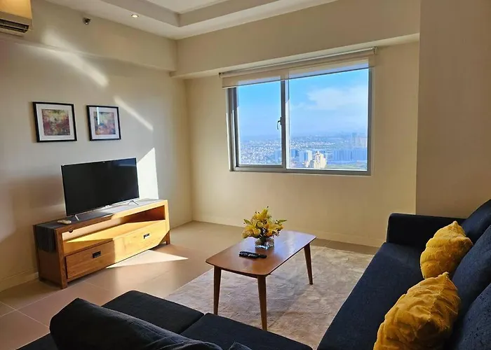 The Infinity Towers In Bgc - Simple, Elegant & Spacious 2 Bedroom Apartment Manila