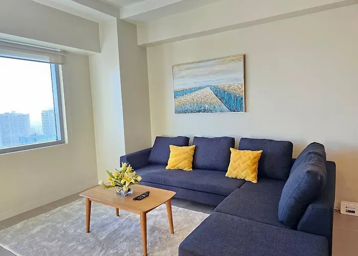Apartment The Infinity Towers In Bgc - Simple, Elegant & Spacious 2 Bedroom Manila