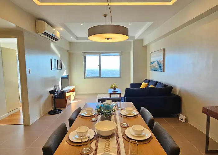 The Infinity Towers In Bgc - Simple, Elegant & Spacious 2 Bedroom Apartment Manila